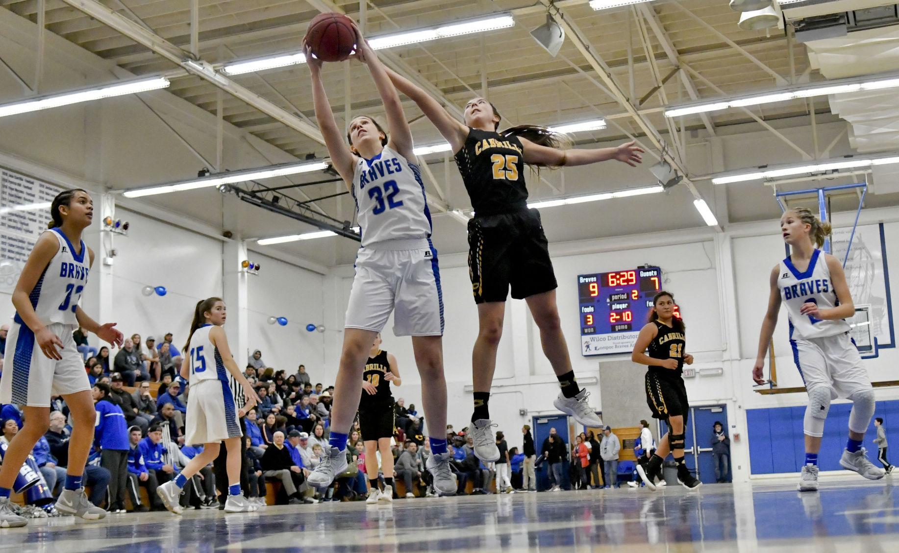 011119 CHS LHS girls bb 05.jpg